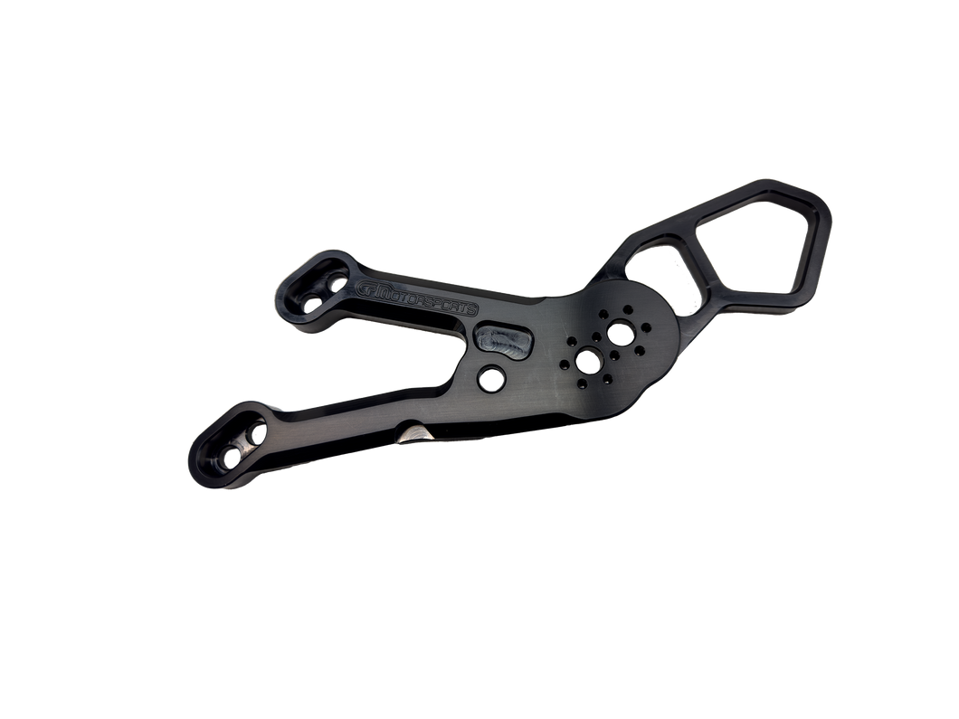 05-0403L Yamaha R3 LHS Side Rearset Bracket-Woodcraft