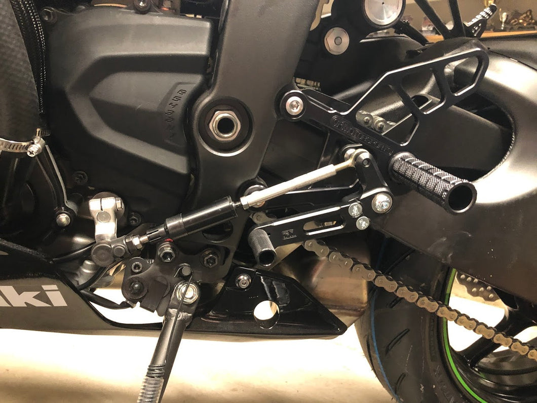 05-0151B Kawasaki ZX636 Complete Rearset Kit - STD/GP Shift-Woodcraft